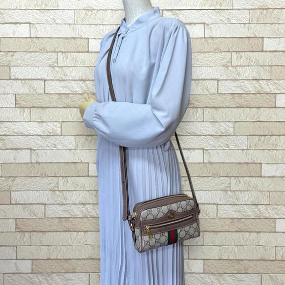 GUCCI Authentic Brown Canvas Shoulder Bag - Picture 2 of 9